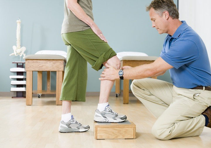 膝关节置换术后康复训练方法？